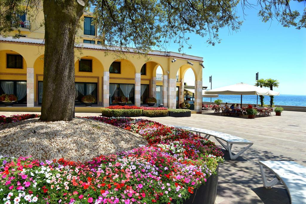 Hotel Du Lac Gardone Riviera Luaran gambar